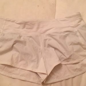 White lululemon shorts